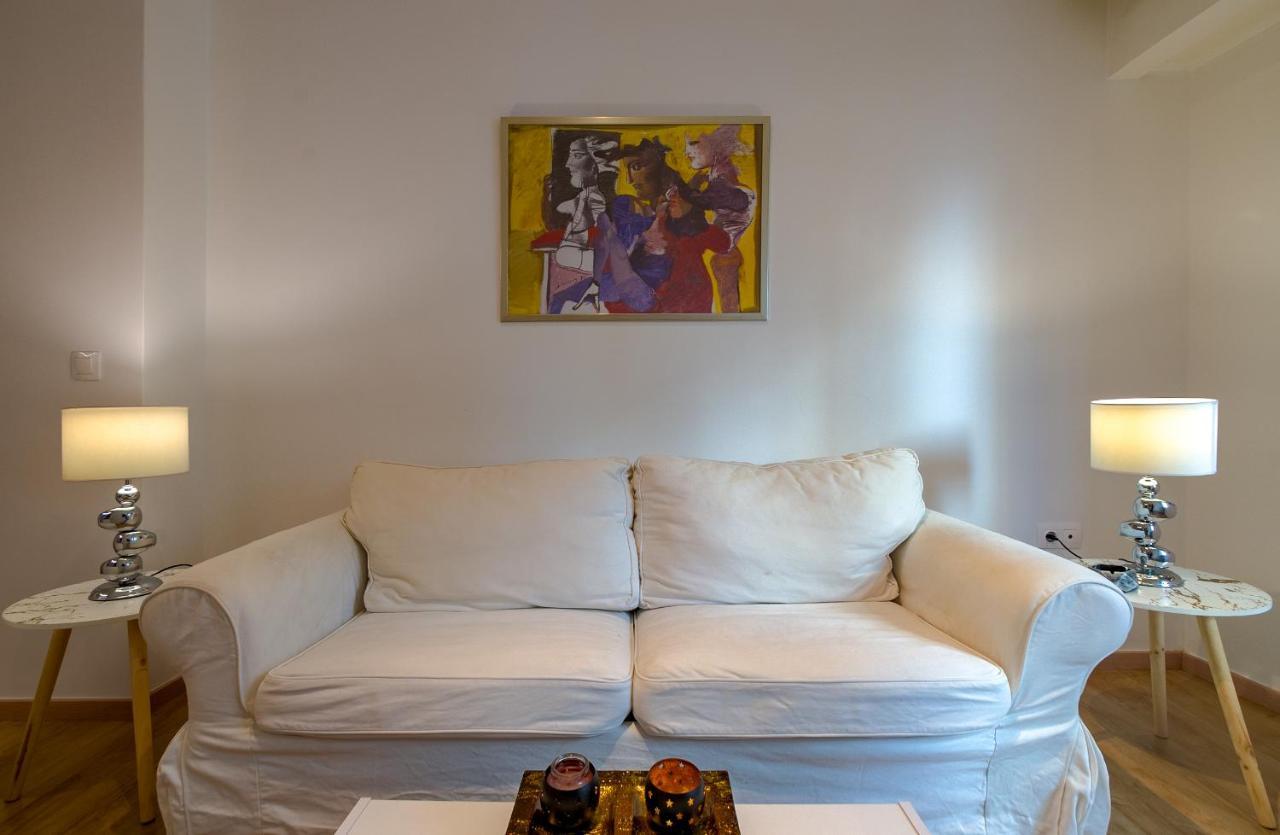 Nice 1Bd Apartment Close To Metro Station Ampelokipoi 아테네 외부 사진